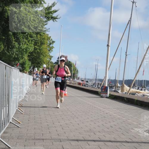 17.08.2025 - KN Förde Triathlon 2025 KatJ http://msf.ph/oto/8593818 17.08.2025 10:21:52 Laufen 120, 195, 250 meine-sportfotos.de