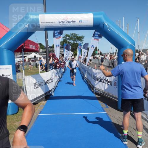 17.08.2025 - KN Förde Triathlon 2025 MichiJ http://msf.ph/oto/8593837 17.08.2025 13:54:09 Laufen 437, 513 meine-sportfotos.de