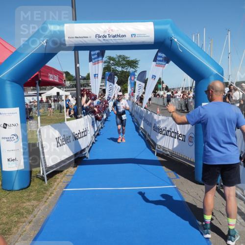17.08.2025 - KN Förde Triathlon 2025 MichiJ http://msf.ph/oto/8593844 17.08.2025 13:54:10 Laufen 437, 513 meine-sportfotos.de