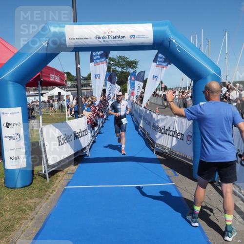 17.08.2025 - KN Förde Triathlon 2025 MichiJ http://msf.ph/oto/8593851 17.08.2025 13:54:10 Laufen 437, 513 meine-sportfotos.de