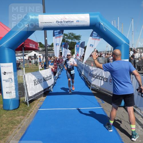 17.08.2025 - KN Förde Triathlon 2025 MichiJ http://msf.ph/oto/8593864 17.08.2025 13:54:10 Laufen 437, 513 meine-sportfotos.de