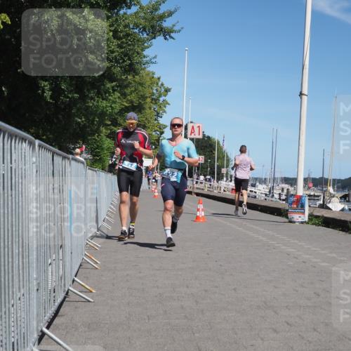 17.08.2025 - KN Förde Triathlon 2025 KatJ http://msf.ph/oto/8593866 17.08.2025 13:39:45 Laufen 412, 422 meine-sportfotos.de