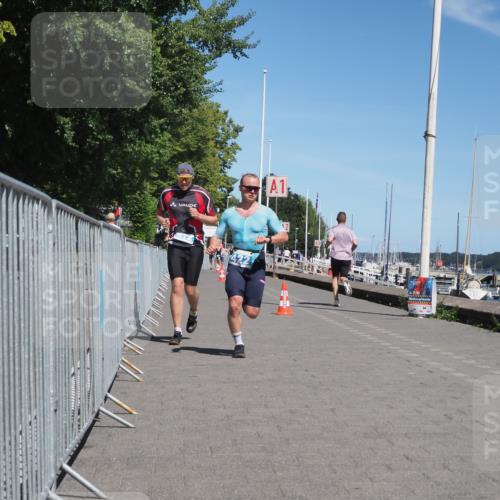 17.08.2025 - KN Förde Triathlon 2025 KatJ http://msf.ph/oto/8593874 17.08.2025 13:39:45 Laufen 412, 422 meine-sportfotos.de