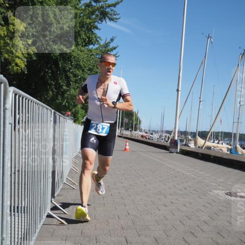 17.08.2025 - KN Förde Triathlon 2025 KatJ http://msf.ph/oto/8593878 17.08.2025 11:39:14 Laufen 270, 287 meine-sportfotos.de