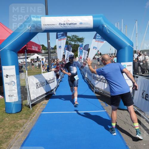 17.08.2025 - KN Förde Triathlon 2025 MichiJ http://msf.ph/oto/8593883 17.08.2025 13:54:11 Laufen 437, 513 meine-sportfotos.de