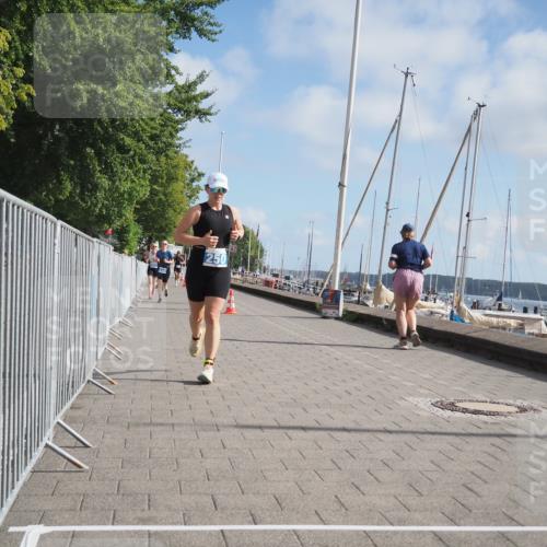 17.08.2025 - KN Förde Triathlon 2025 KatJ http://msf.ph/oto/8593890 17.08.2025 10:21:57 Laufen 120, 126, 148, 153, 224, 250 meine-sportfotos.de