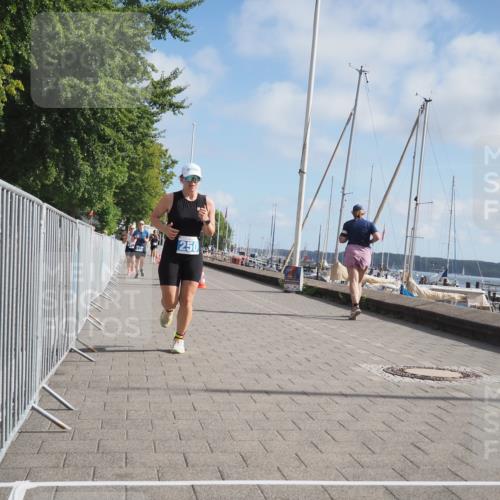 17.08.2025 - KN Förde Triathlon 2025 KatJ http://msf.ph/oto/8593897 17.08.2025 10:21:57 Laufen 120, 126, 148, 153, 224, 250 meine-sportfotos.de