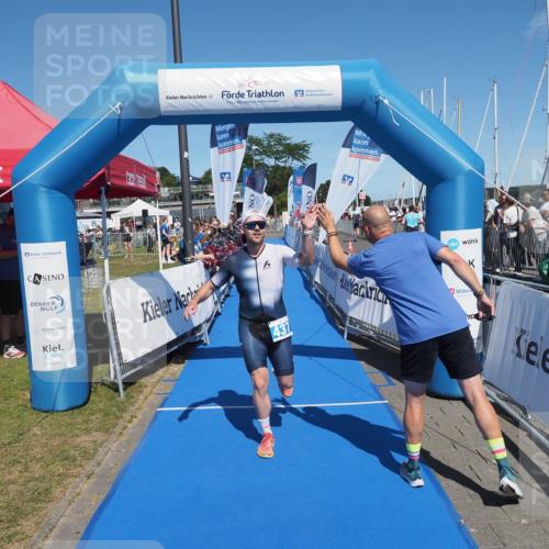 17.08.2025 - KN Förde Triathlon 2025 MichiJ http://msf.ph/oto/8593908 17.08.2025 13:54:11 Laufen 437, 513 meine-sportfotos.de