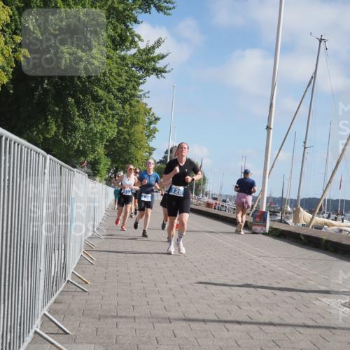 17.08.2025 - KN Förde Triathlon 2025 KatJ http://msf.ph/oto/8593939 17.08.2025 10:22:00 Laufen 126, 147, 148, 153, 166, 224, 250 meine-sportfotos.de