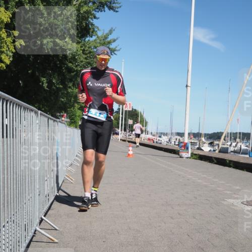 17.08.2025 - KN Förde Triathlon 2025 KatJ http://msf.ph/oto/8593949 17.08.2025 13:39:48 Laufen 412, 422 meine-sportfotos.de