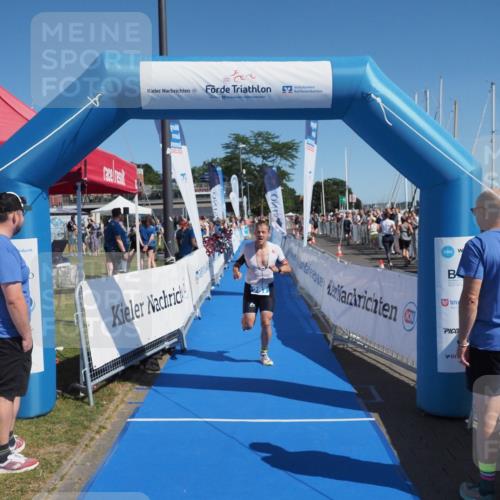 17.08.2025 - KN Förde Triathlon 2025 MichiJ http://msf.ph/oto/8593960 17.08.2025 12:01:17 Laufen 275, 287 meine-sportfotos.de