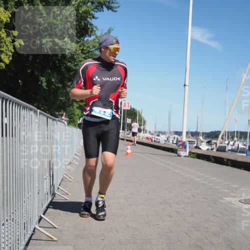 17.08.2025 - KN Förde Triathlon 2025 KatJ http://msf.ph/oto/8593968 17.08.2025 13:39:49 Laufen 412, 422 meine-sportfotos.de