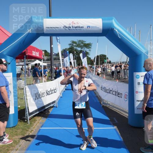 17.08.2025 - KN Förde Triathlon 2025 MichiJ http://msf.ph/oto/8594021 17.08.2025 12:01:19 Laufen 275, 287 meine-sportfotos.de