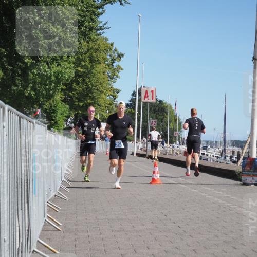 17.08.2025 - KN Förde Triathlon 2025 KatJ http://msf.ph/oto/8594023 17.08.2025 11:39:29 Laufen 265, 267 meine-sportfotos.de