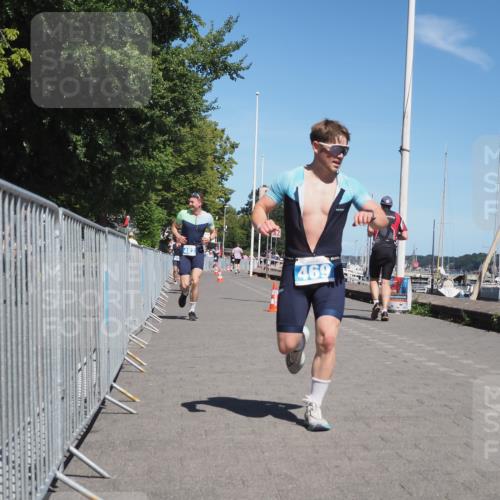 17.08.2025 - KN Förde Triathlon 2025 KatJ http://msf.ph/oto/8594033 17.08.2025 13:39:58 Laufen 469, 480, 482, 493 meine-sportfotos.de