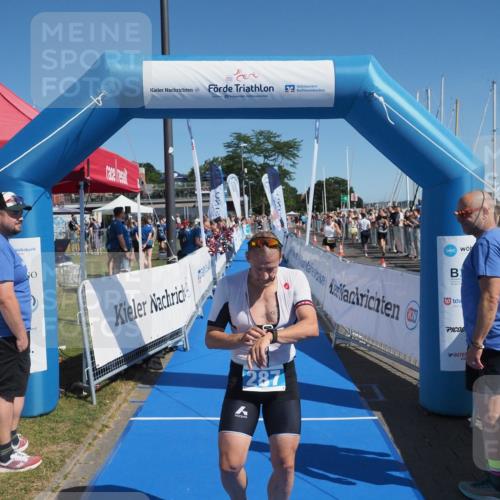 17.08.2025 - KN Förde Triathlon 2025 MichiJ http://msf.ph/oto/8594043 17.08.2025 12:01:19 Laufen 275, 287 meine-sportfotos.de