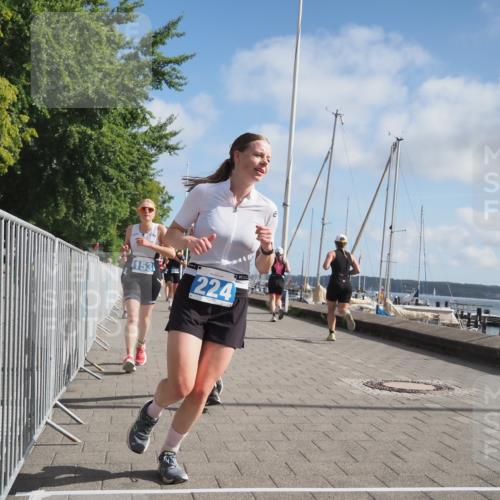 17.08.2025 - KN Förde Triathlon 2025 KatJ http://msf.ph/oto/8594058 17.08.2025 10:22:03 Laufen 125, 126, 147, 148, 153, 166, 224 meine-sportfotos.de