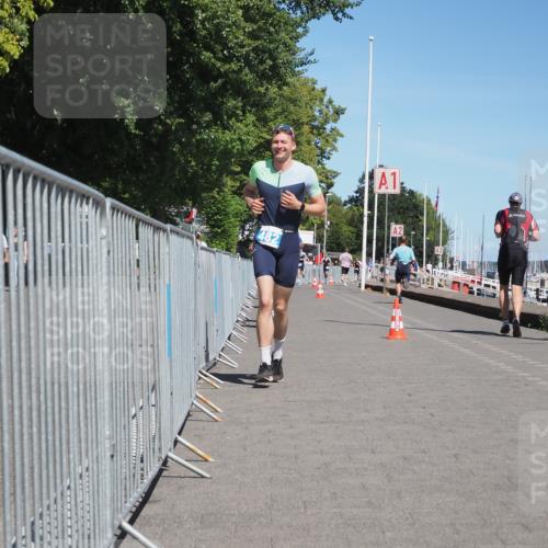 17.08.2025 - KN Förde Triathlon 2025 KatJ http://msf.ph/oto/8594061 17.08.2025 13:40:00 Laufen 413, 469, 480, 482, 493 meine-sportfotos.de