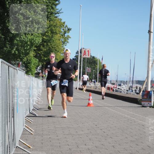 17.08.2025 - KN Förde Triathlon 2025 KatJ http://msf.ph/oto/8594070 17.08.2025 11:39:30 Laufen 265, 267 meine-sportfotos.de