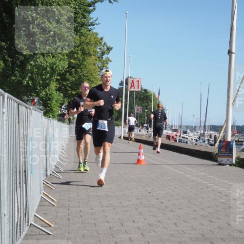 17.08.2025 - KN Förde Triathlon 2025 KatJ http://msf.ph/oto/8594086 17.08.2025 11:39:30 Laufen 265, 267 meine-sportfotos.de
