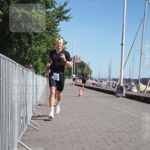 17.08.2025 - KN Förde Triathlon 2025 KatJ http://msf.ph/oto/8594122 17.08.2025 11:39:31 Laufen 265, 267 meine-sportfotos.de