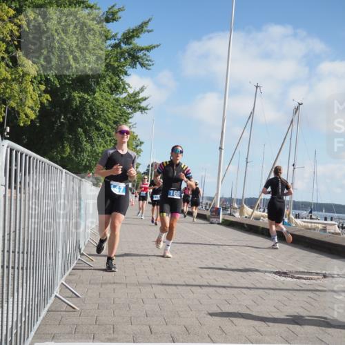 17.08.2025 - KN Förde Triathlon 2025 KatJ http://msf.ph/oto/8594149 17.08.2025 10:22:07 Laufen 125, 147, 153, 166, 171, 219 meine-sportfotos.de