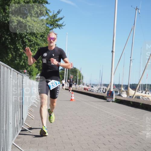 17.08.2025 - KN Förde Triathlon 2025 KatJ http://msf.ph/oto/8594206 17.08.2025 11:39:33 Laufen 265, 267, 275 meine-sportfotos.de