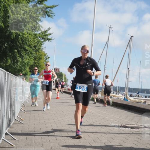 17.08.2025 - KN Förde Triathlon 2025 KatJ http://msf.ph/oto/8594227 17.08.2025 10:22:11 Laufen 125, 171, 219 meine-sportfotos.de