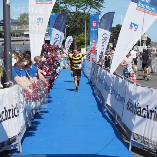 17.08.2025 - KN Förde Triathlon 2025 MichiJ http://msf.ph/oto/8594228 17.08.2025 13:55:10 Laufen 427, 470 meine-sportfotos.de