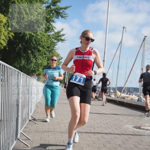 17.08.2025 - KN Förde Triathlon 2025 KatJ http://msf.ph/oto/8594278 17.08.2025 10:22:13 Laufen 125, 171, 219 meine-sportfotos.de