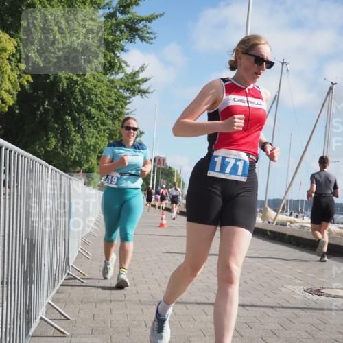 17.08.2025 - KN Förde Triathlon 2025 KatJ http://msf.ph/oto/8594289 17.08.2025 10:22:13 Laufen 125, 171, 219 meine-sportfotos.de