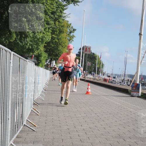 17.08.2025 - KN Förde Triathlon 2025 KatJ http://msf.ph/oto/8594355 17.08.2025 10:22:38 Laufen 141, 216, 225 meine-sportfotos.de