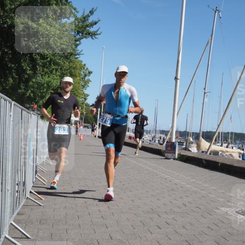 17.08.2025 - KN Förde Triathlon 2025 KatJ http://msf.ph/oto/8594356 17.08.2025 11:39:42 Laufen 275, 283 meine-sportfotos.de