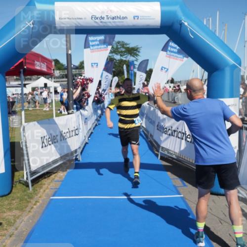 17.08.2025 - KN Förde Triathlon 2025 MichiJ http://msf.ph/oto/8594420 17.08.2025 13:55:13 Laufen 427, 470 meine-sportfotos.de