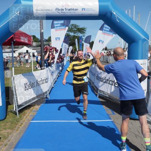 17.08.2025 - KN Förde Triathlon 2025 MichiJ http://msf.ph/oto/8594429 17.08.2025 13:55:14 Laufen 427, 470 meine-sportfotos.de