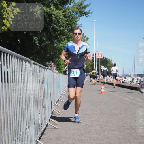 17.08.2025 - KN Förde Triathlon 2025 KatJ http://msf.ph/oto/8594433 17.08.2025 13:40:17 Laufen 407, 475 meine-sportfotos.de