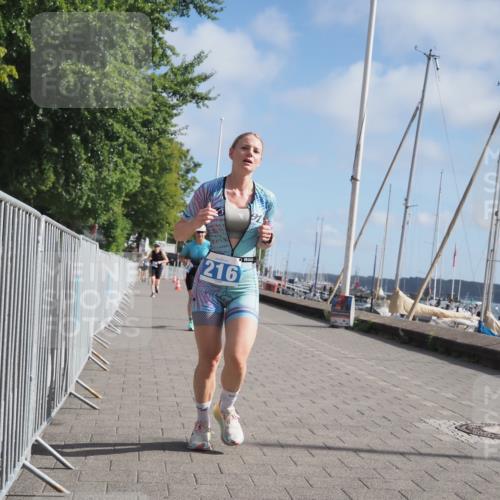 17.08.2025 - KN Förde Triathlon 2025 KatJ http://msf.ph/oto/8594451 17.08.2025 10:22:43 Laufen 141, 216, 225 meine-sportfotos.de
