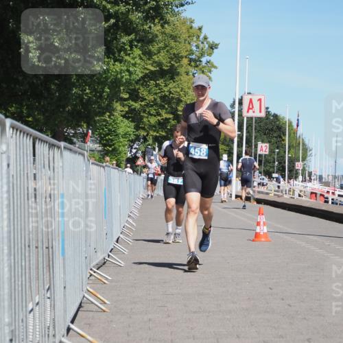 17.08.2025 - KN Förde Triathlon 2025 KatJ http://msf.ph/oto/8594537 17.08.2025 13:40:30 Laufen 357, 433, 458 meine-sportfotos.de