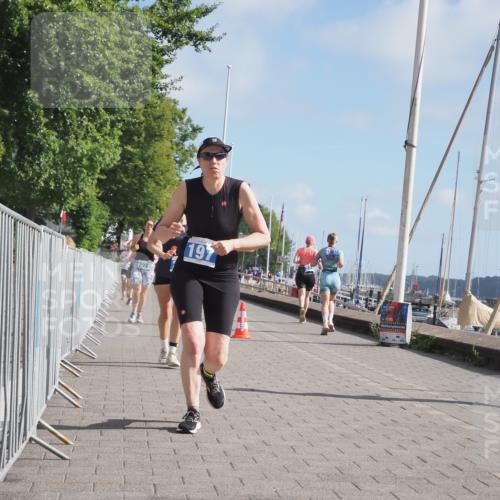 17.08.2025 - KN Förde Triathlon 2025 KatJ http://msf.ph/oto/8594565 17.08.2025 10:22:52 Laufen 107, 111, 145, 197, 202 meine-sportfotos.de