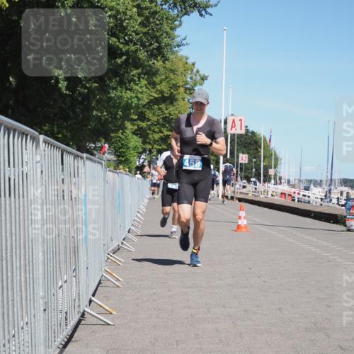 17.08.2025 - KN Förde Triathlon 2025 KatJ http://msf.ph/oto/8594568 17.08.2025 13:40:30 Laufen 357, 433, 458 meine-sportfotos.de