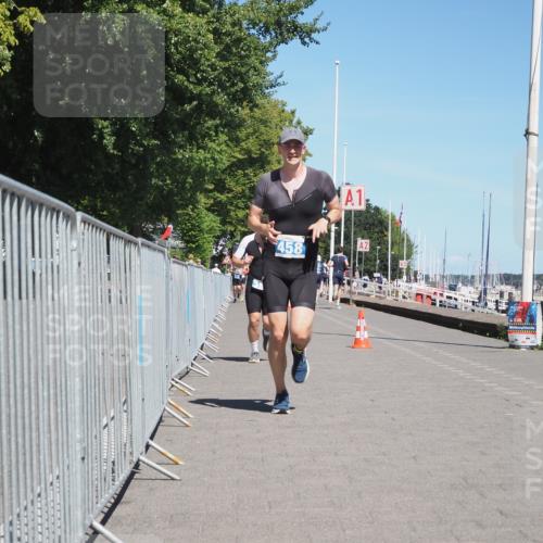 17.08.2025 - KN Förde Triathlon 2025 KatJ http://msf.ph/oto/8594588 17.08.2025 13:40:31 Laufen 357, 433, 458 meine-sportfotos.de