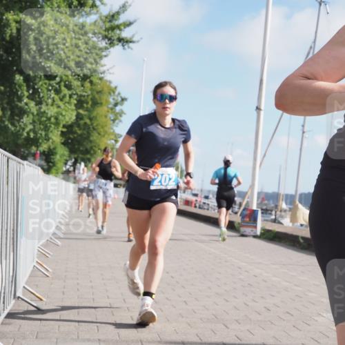 17.08.2025 - KN Förde Triathlon 2025 KatJ http://msf.ph/oto/8594628 17.08.2025 10:22:54 Laufen 107, 111, 118, 145, 197, 202 meine-sportfotos.de