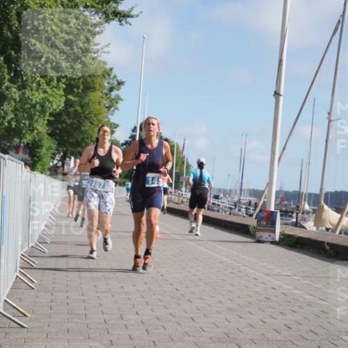 17.08.2025 - KN Förde Triathlon 2025 KatJ http://msf.ph/oto/8594652 17.08.2025 10:22:56 Laufen 107, 111, 118, 145, 197, 202, 249 meine-sportfotos.de