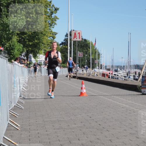 17.08.2025 - KN Förde Triathlon 2025 KatJ http://msf.ph/oto/8594773 17.08.2025 11:41:48 Laufen 389 meine-sportfotos.de