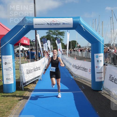 17.08.2025 - KN Förde Triathlon 2025 MichiJ http://msf.ph/oto/8594789 17.08.2025 10:38:42 Laufen 215 meine-sportfotos.de
