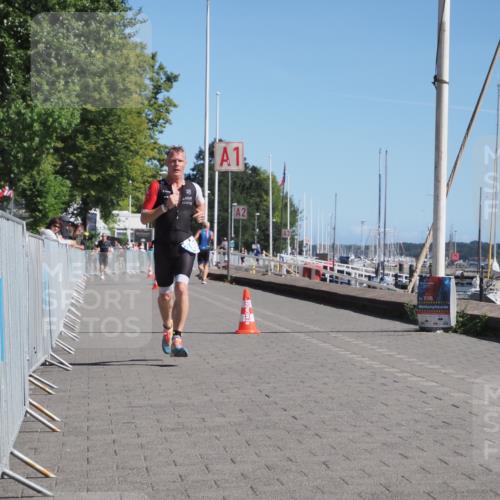 17.08.2025 - KN Förde Triathlon 2025 KatJ http://msf.ph/oto/8594796 17.08.2025 11:41:49 Laufen 389 meine-sportfotos.de