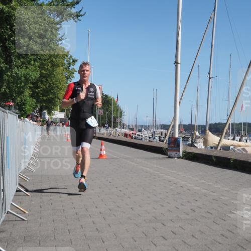 17.08.2025 - KN Förde Triathlon 2025 KatJ http://msf.ph/oto/8594845 17.08.2025 11:41:50 Laufen 389 meine-sportfotos.de