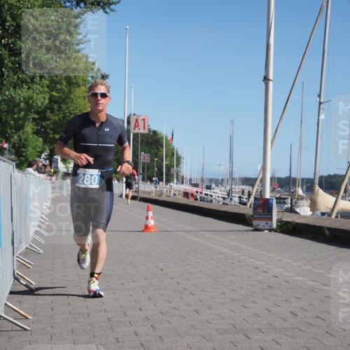 17.08.2025 - KN Förde Triathlon 2025 KatJ http://msf.ph/oto/8594961 17.08.2025 11:42:06 Laufen 280 meine-sportfotos.de