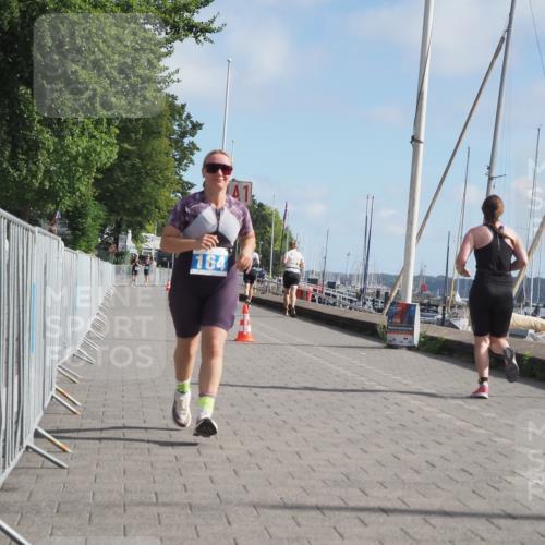 17.08.2025 - KN Förde Triathlon 2025 KatJ http://msf.ph/oto/8594963 17.08.2025 10:23:21 Laufen 164 meine-sportfotos.de