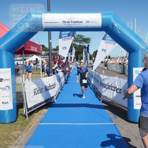 17.08.2025 - KN Förde Triathlon 2025 MichiJ http://msf.ph/oto/8595070 17.08.2025 13:56:16 Laufen 498, 532 meine-sportfotos.de